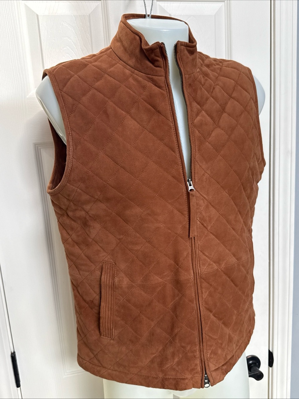 ALAN FLUSSER Real Leather Sleeveless Quilted suede Vest Paisley Lined sz L